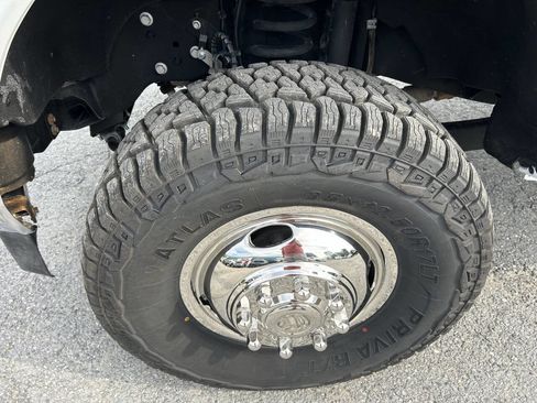 Used 2019 Ford F350 XL w/ Power Equipment Group AWD/4WD image 11