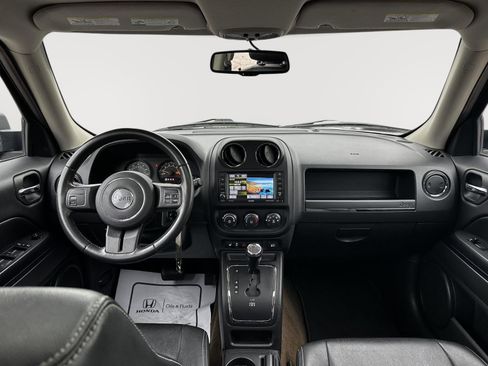 Used 2017 Jeep Patriot High Altitude AWD/4WD image 20
