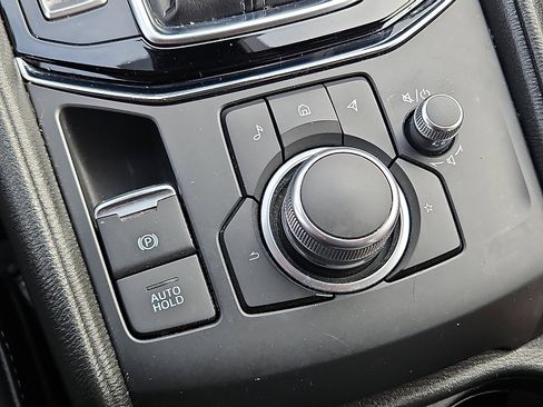 Used 2021 MAZDA CX-5 Touring image 22