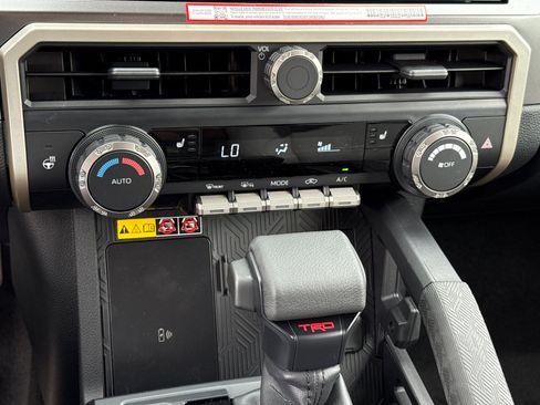 New 2025 Toyota Tacoma TRD Off-Road image 27