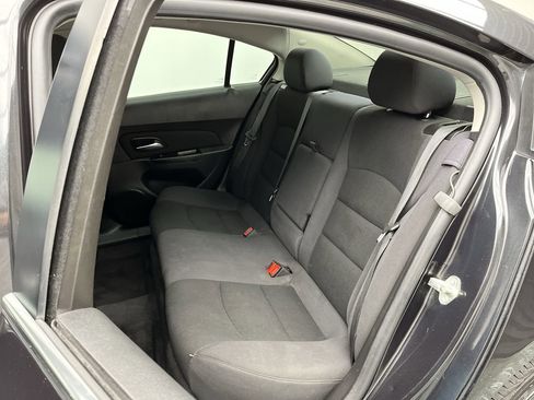 Used 2014 Chevrolet Cruze LT w/ RS Package image 10