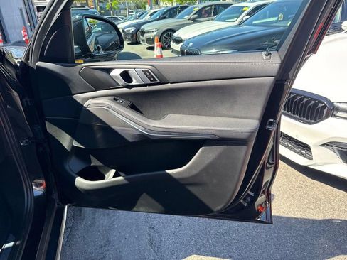 Used 2019 BMW X5 xDrive40i w/ Convenience Package AWD/4WD image 13