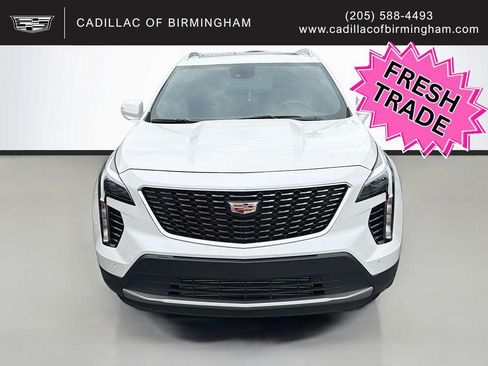 Certified 2023 Cadillac XT4 Premium Luxury FWD image 2