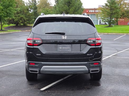 Used 2023 Honda Pilot Elite image 28