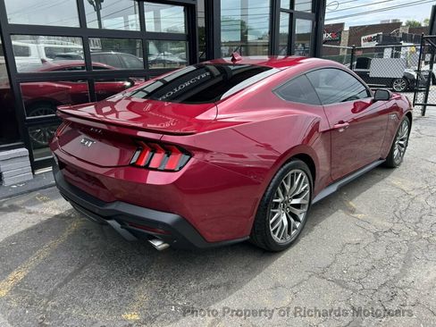 Used 2025 Ford Mustang GT Premium RWD image 2