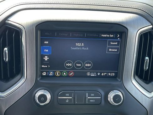 Used 2023 GMC Sierra 3500 Denali w/ Denali Ultimate Package AWD/4WD image 13