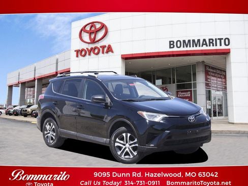 Used 2016 Toyota RAV4 LE AWD/4WD image 1