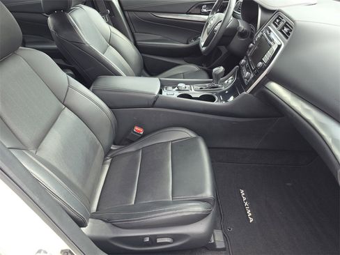 Used 2023 Nissan Maxima SV w/ Floor Mat Group image 13
