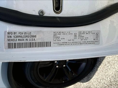 Used 2024 RAM 1500 Warlock RWD image 19