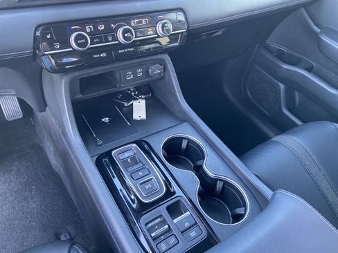 Used 2023 Honda Pilot Touring image 43