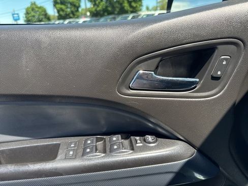 Used 2016 Chevrolet Colorado Z71 AWD/4WD image 19