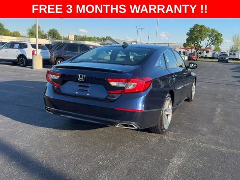 Used 2018 Honda Accord Touring image 7