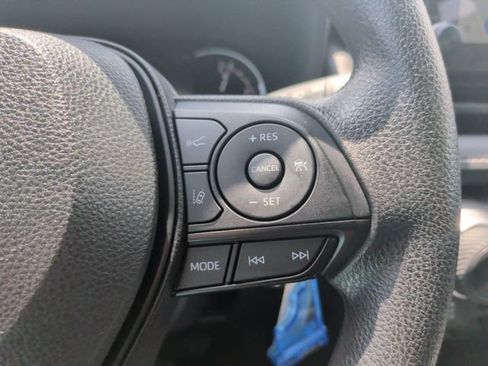 Used 2025 Toyota RAV4 LE FWD image 20