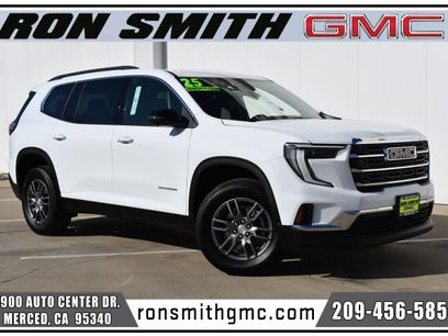 Used 2025 GMC Acadia Elevation