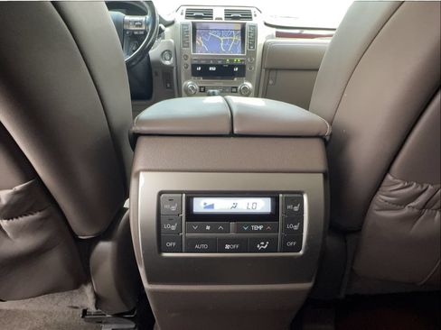 Used 2016 Lexus GX 460 Luxury AWD/4WD image 39