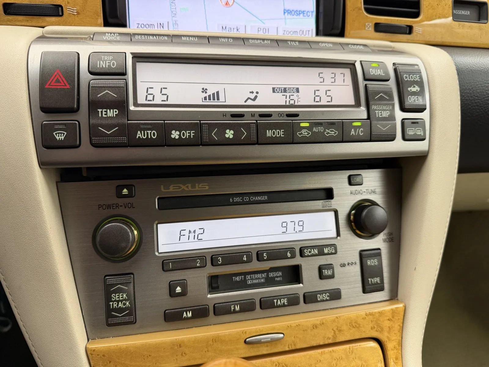 Used 2002 Lexus SC 430 Convertible RWD image 22