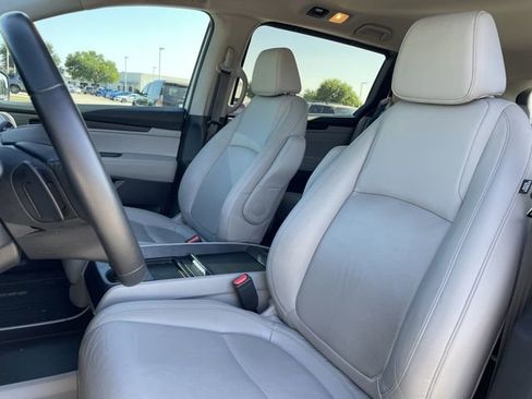 Certified 2024 Honda Odyssey EX-L image 24
