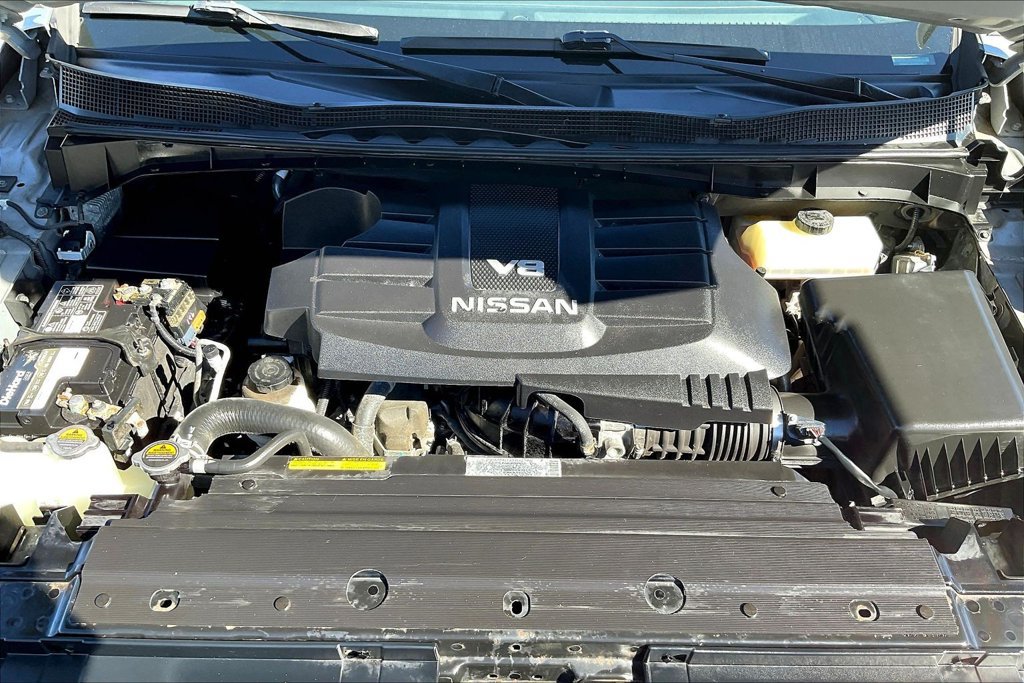 Used 2018 Nissan Titan SV AWD/4WD image 29