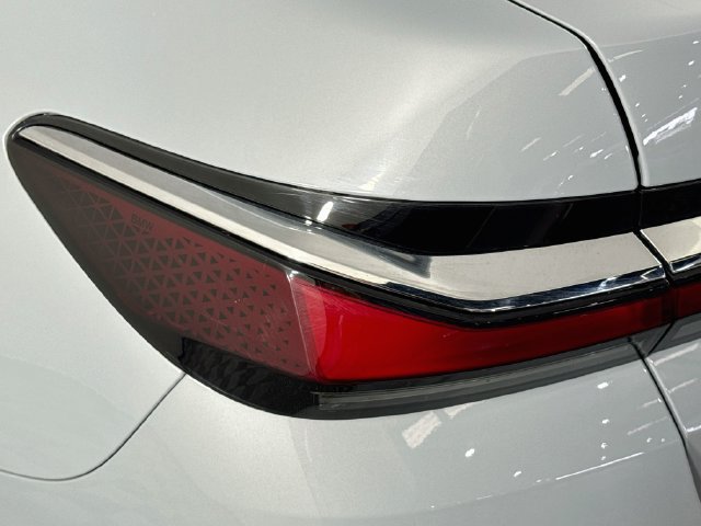 Used 2026 BMW 740i RWD image 33