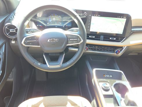 New 2026 Chevrolet Equinox ACTIV w/ LPO, Floor Liner Package image 31