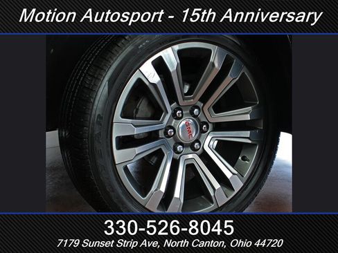 Used 2018 GMC Yukon Denali w/ Denali Ultimate Package AWD/4WD image 41
