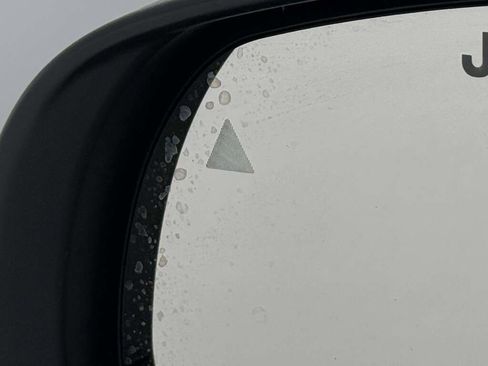 New 2026 Jeep Compass Latitude image 30