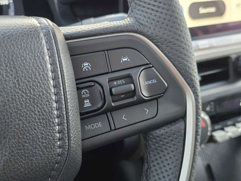 New 2025 Toyota Tacoma TRD Off-Road AWD/4WD image 40
