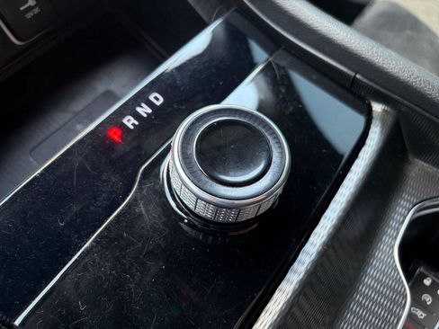 Used 2024 Jeep Grand Cherokee Altitude AWD/4WD image 19