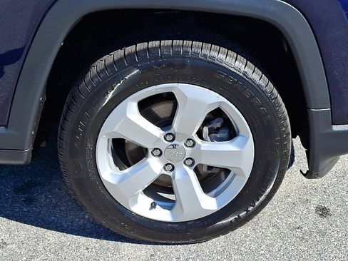 Used 2020 Jeep Compass Latitude w/ Safety & Security Group image 8