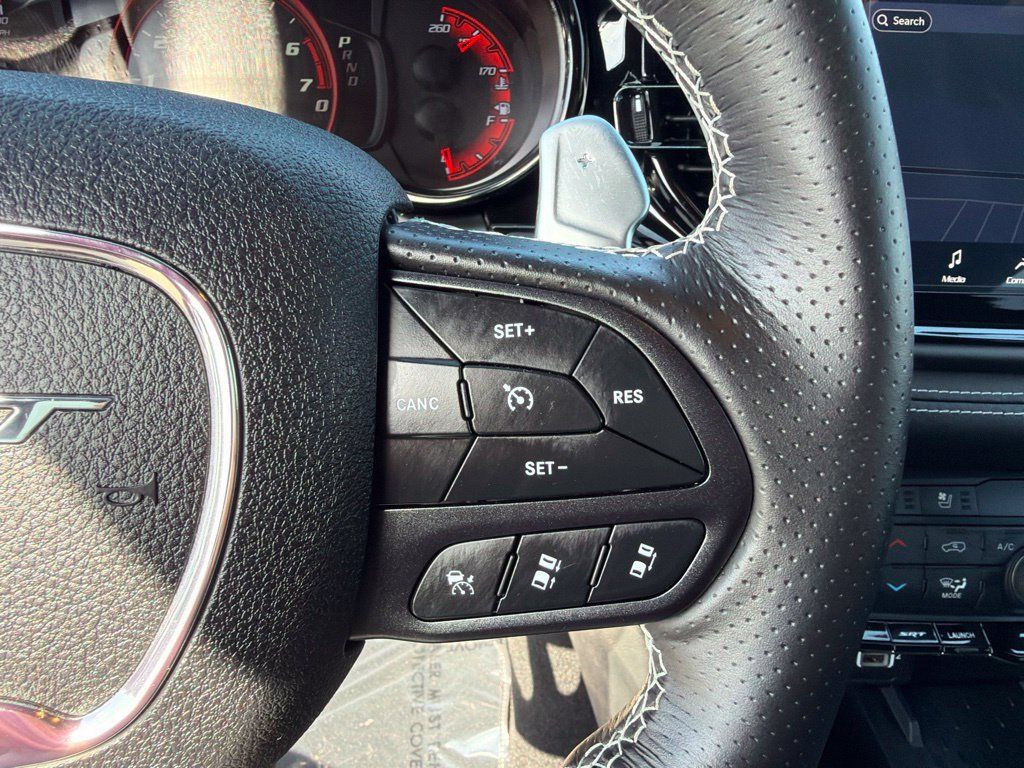 Used 2026 Dodge Durango SRT Hellcat w/ Premium Group AWD/4WD image 19