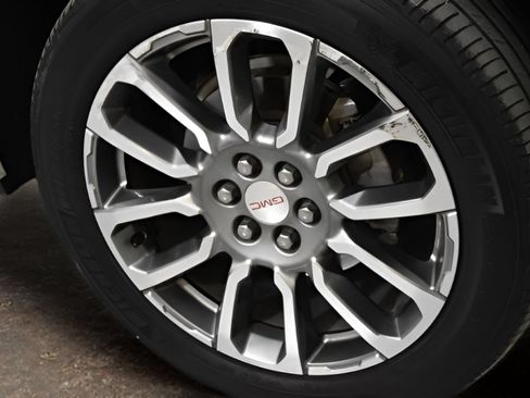 Used 2020 GMC Acadia Denali AWD/4WD image 6