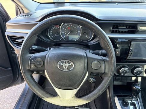 Used 2016 Toyota Corolla L image 9