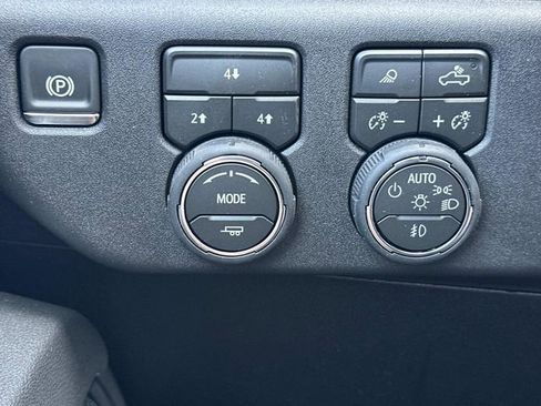 New 2026 Chevrolet Silverado 2500 LT w/ Trail Boss Package AWD/4WD image 30
