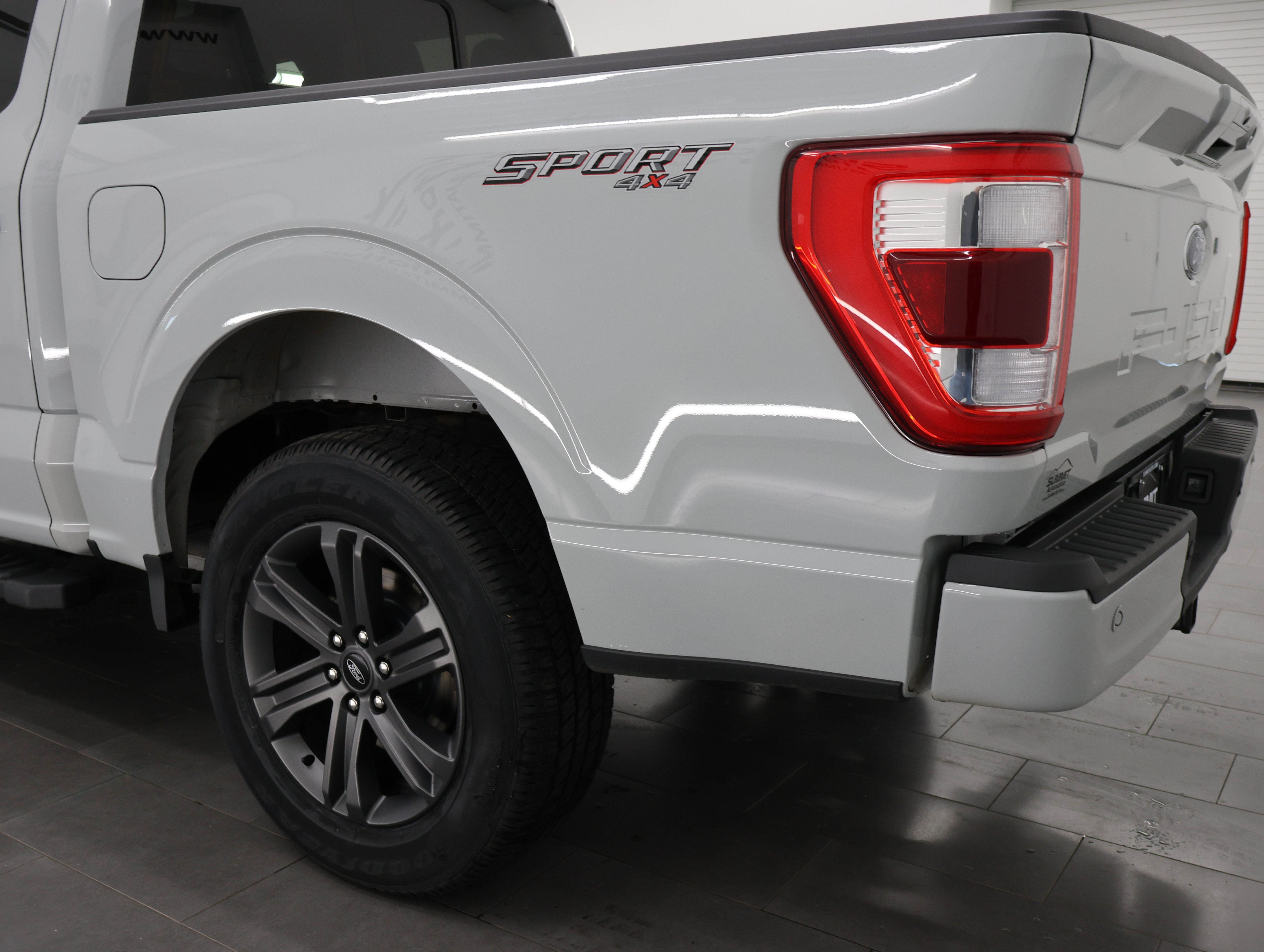 Used 2023 Ford F150 Lariat w/ Equipment Group 502A High AWD/4WD image 38