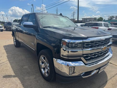 Used 2017 Chevrolet Silverado 1500 LTZ w/ Texas Edition image 7
