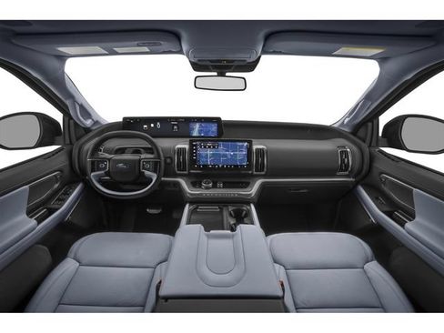 Used 2025 Ford Expedition Platinum w/ Driver's Package AWD/4WD image 5