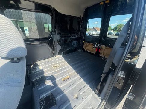 Used 2010 Ford Transit Connect XLT FWD image 6