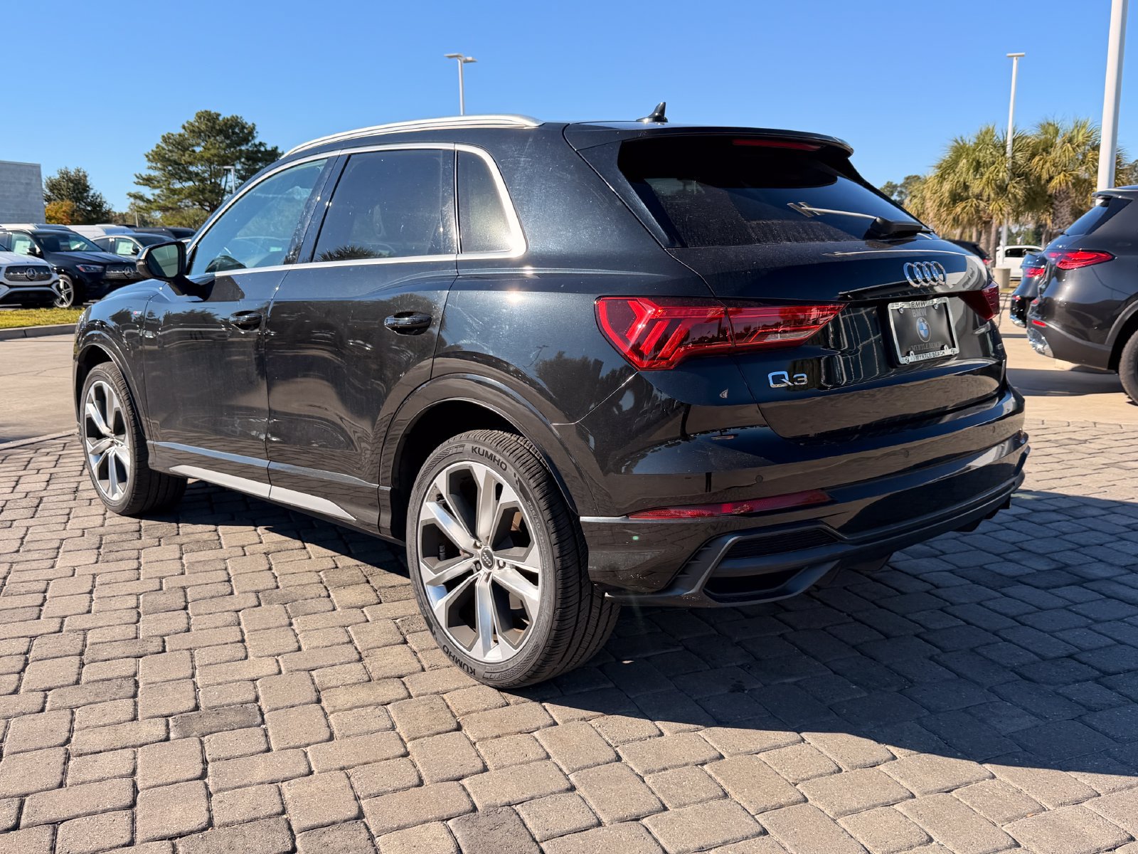 Used 2020 Audi Q3 2.0T Premium Plus w/ Premium Plus Package AWD/4WD image 11