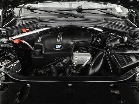 Used 2017 BMW X3 xDrive28i AWD/4WD image 24