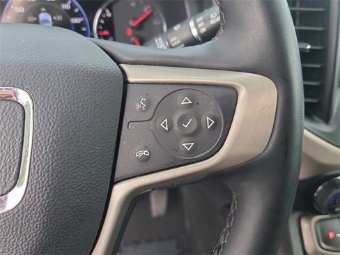 Used 2023 GMC Acadia Denali w/ Denali Technology Package image 32