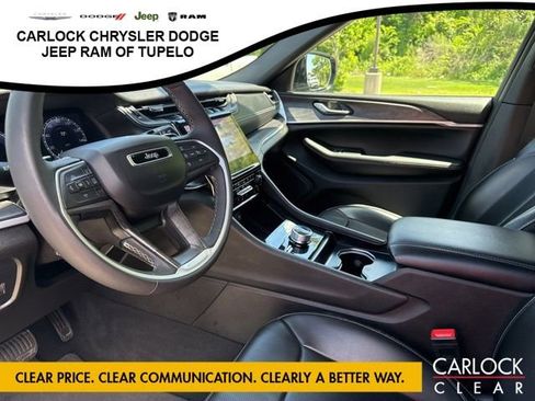 Used 2024 Jeep Grand Cherokee L Limited w/ Luxury Tech Group II AWD/4WD image 31