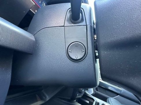 Certified 2025 Ford F250 Platinum AWD/4WD image 31