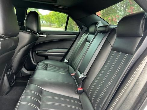 Used 2019 Chrysler 300 S w/ S Model Appearance Package RWD image 17