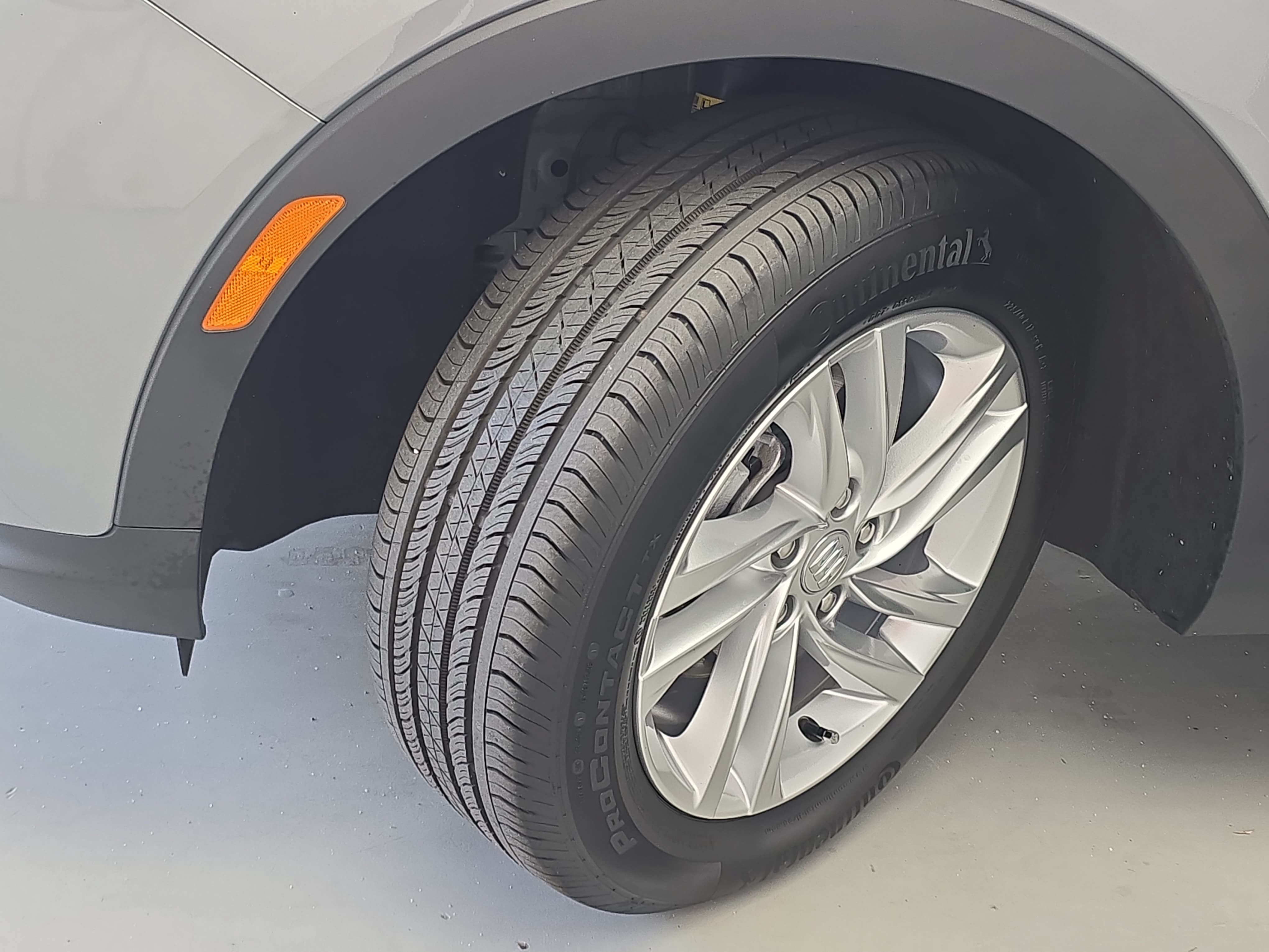 Used 2025 Buick Envista Preferred w/ Convenience I Package FWD image 32