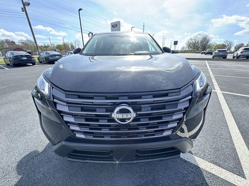 New 2026 Nissan Rogue SV AWD/4WD image 25