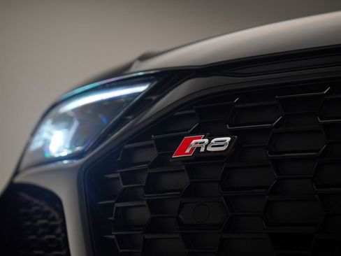 Used 2023 Audi R8 V10 performance image 12