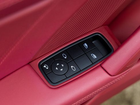 Certified 2024 Porsche 911 Turbo S image 25