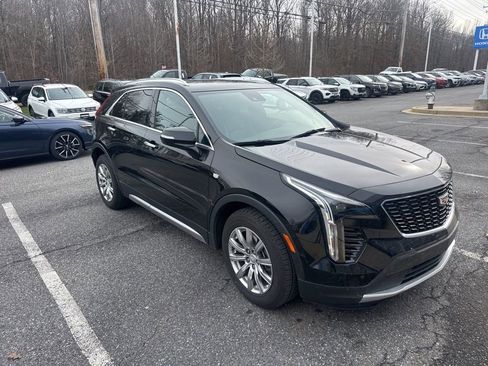 Used 2023 Cadillac XT4 Premium Luxury image 1