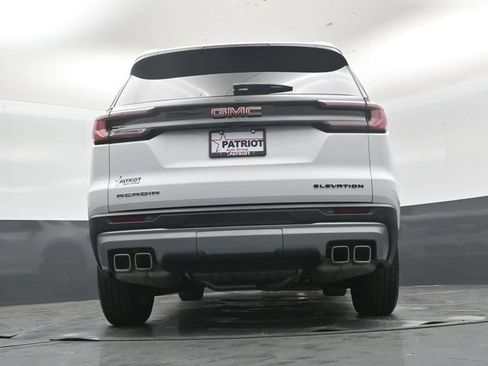 Used 2025 GMC Acadia Elevation FWD image 45