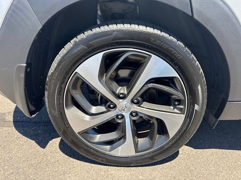 Used 2017 Hyundai Tucson Value AWD/4WD image 9